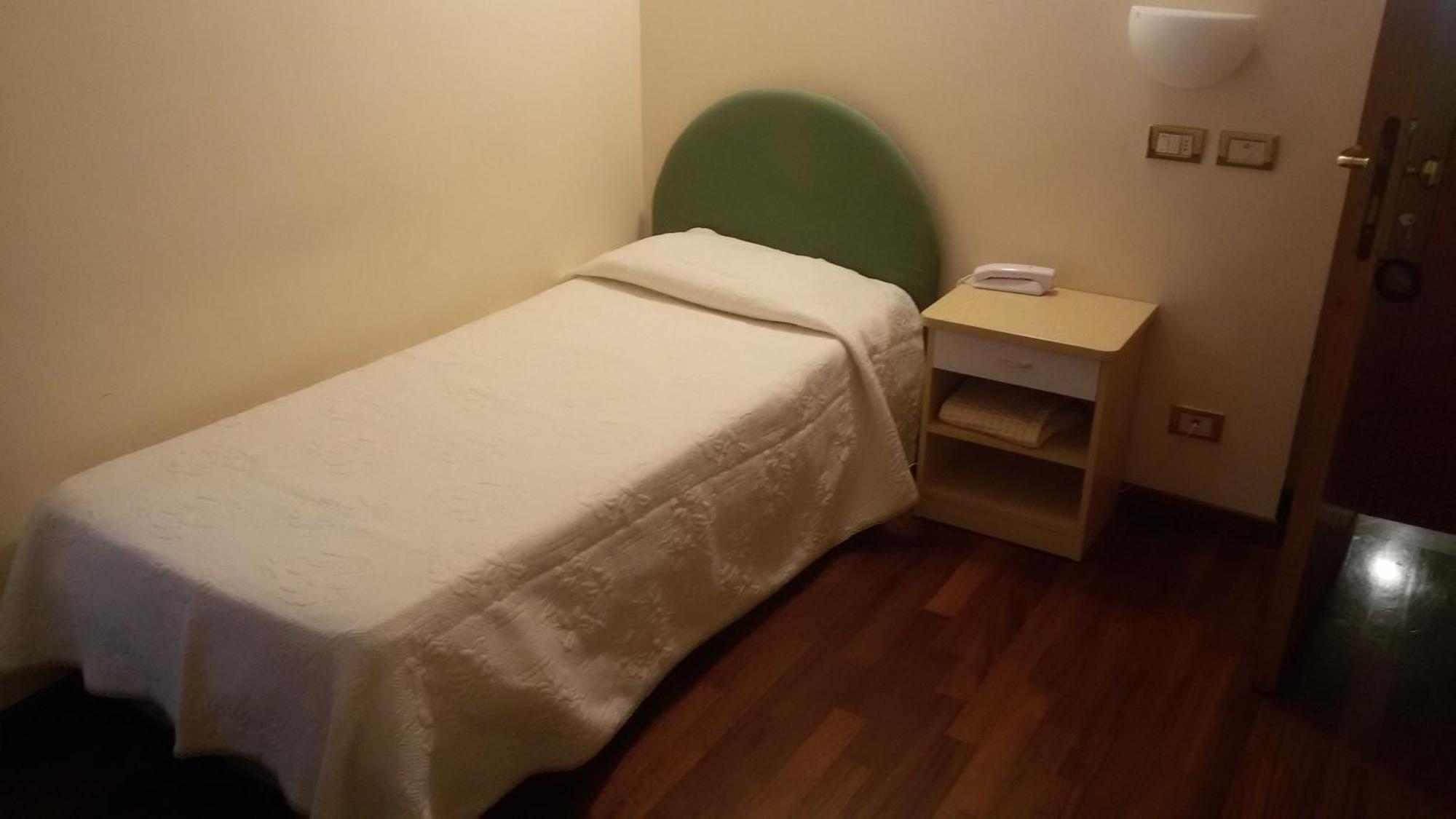 Hotel Villa Ricci & Benessere Chianciano Terme Szoba fotó